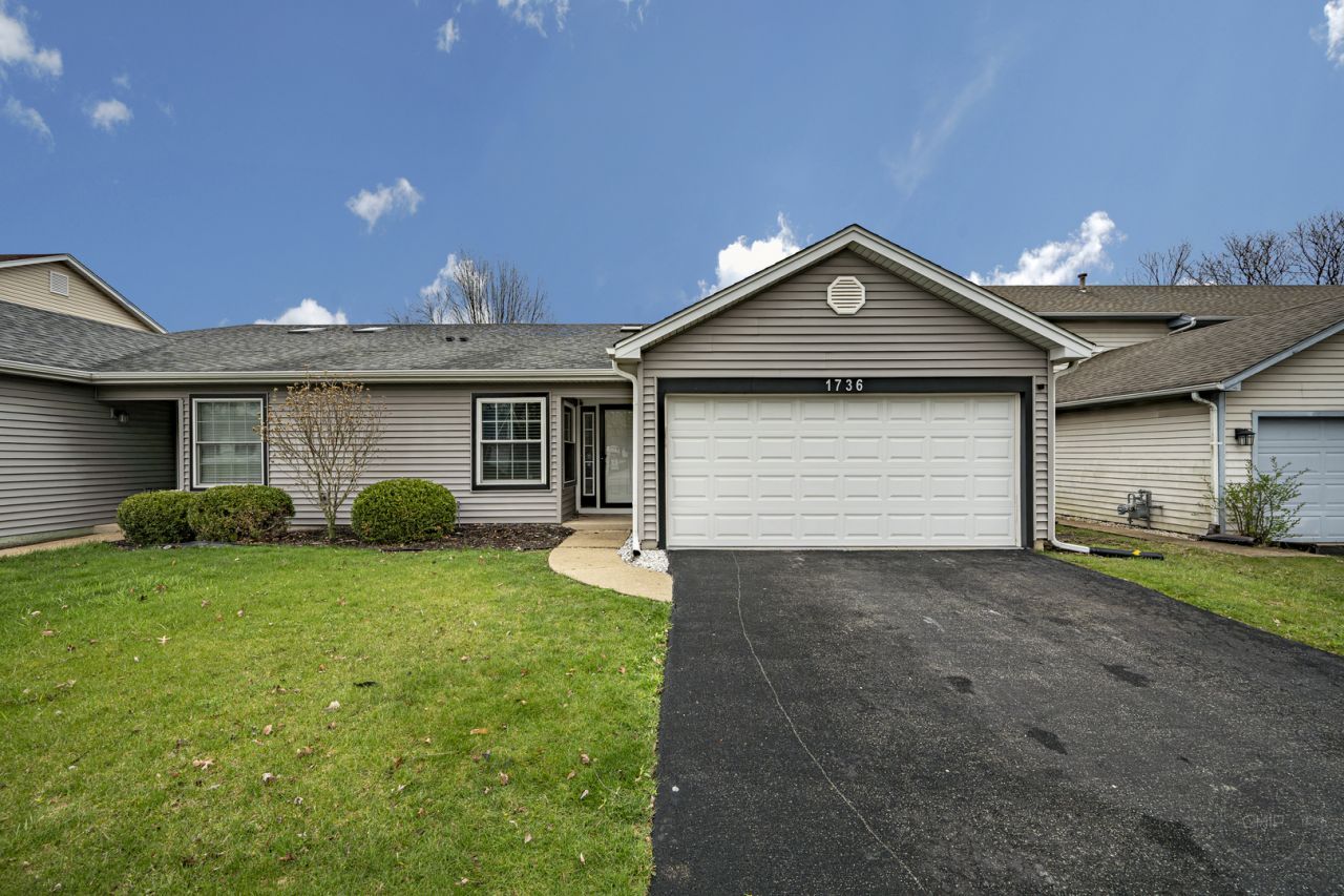 1736 Ranchview Drive, Naperville, IL 60565 Main Photo