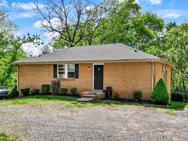 812 BRADLEY STREET, Clarksville, TN 37040