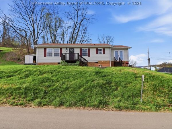 729 Daverton Road, South Charleston, WV 25303