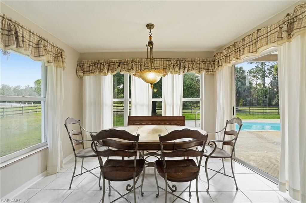 940 10th St Se, Naples, FL 34117 Photo