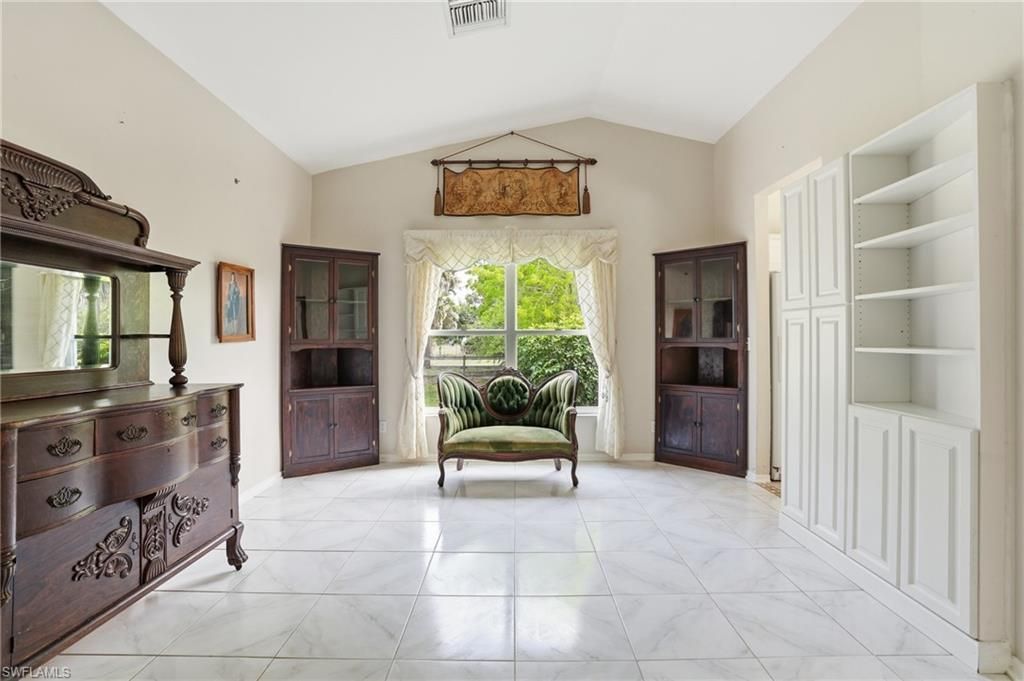 940 10th St Se, Naples, FL 34117 Photo