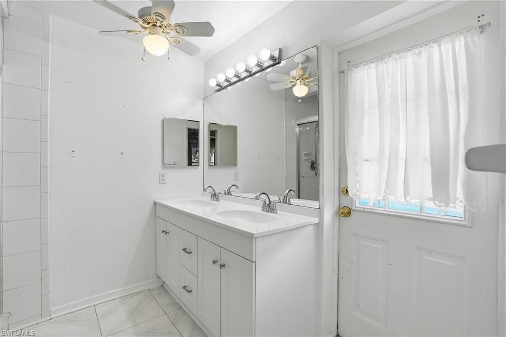 940 10th St Se, Naples, FL 34117 Photo