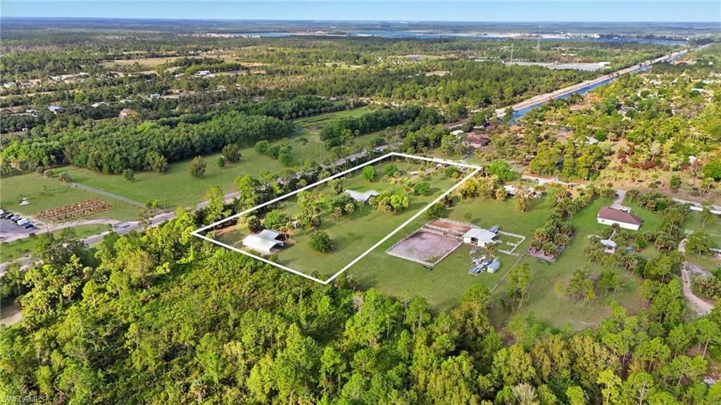 940 10th St Se, Naples, FL 34117 Photo