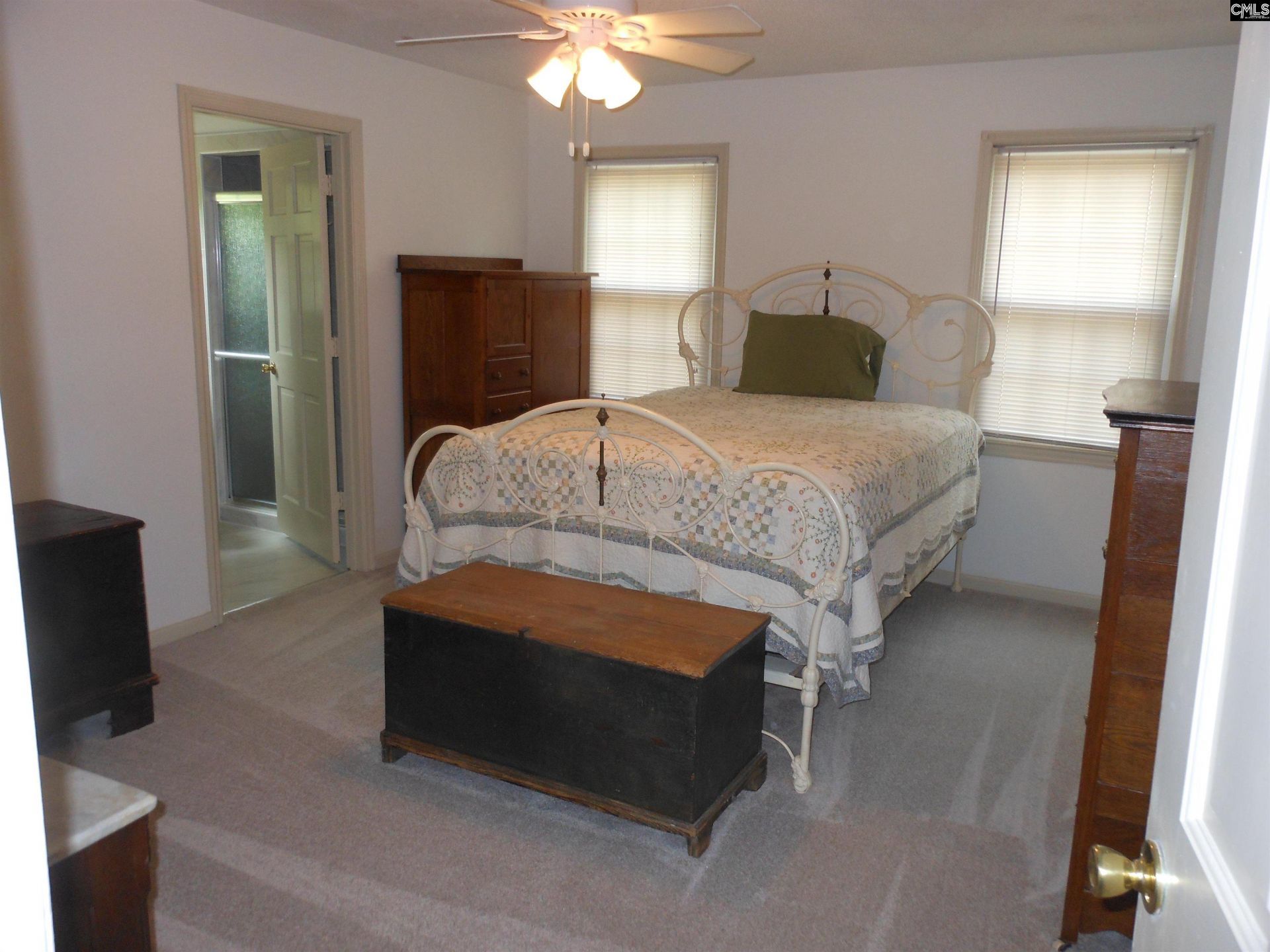 109 Rollingwood Drive Photo 11