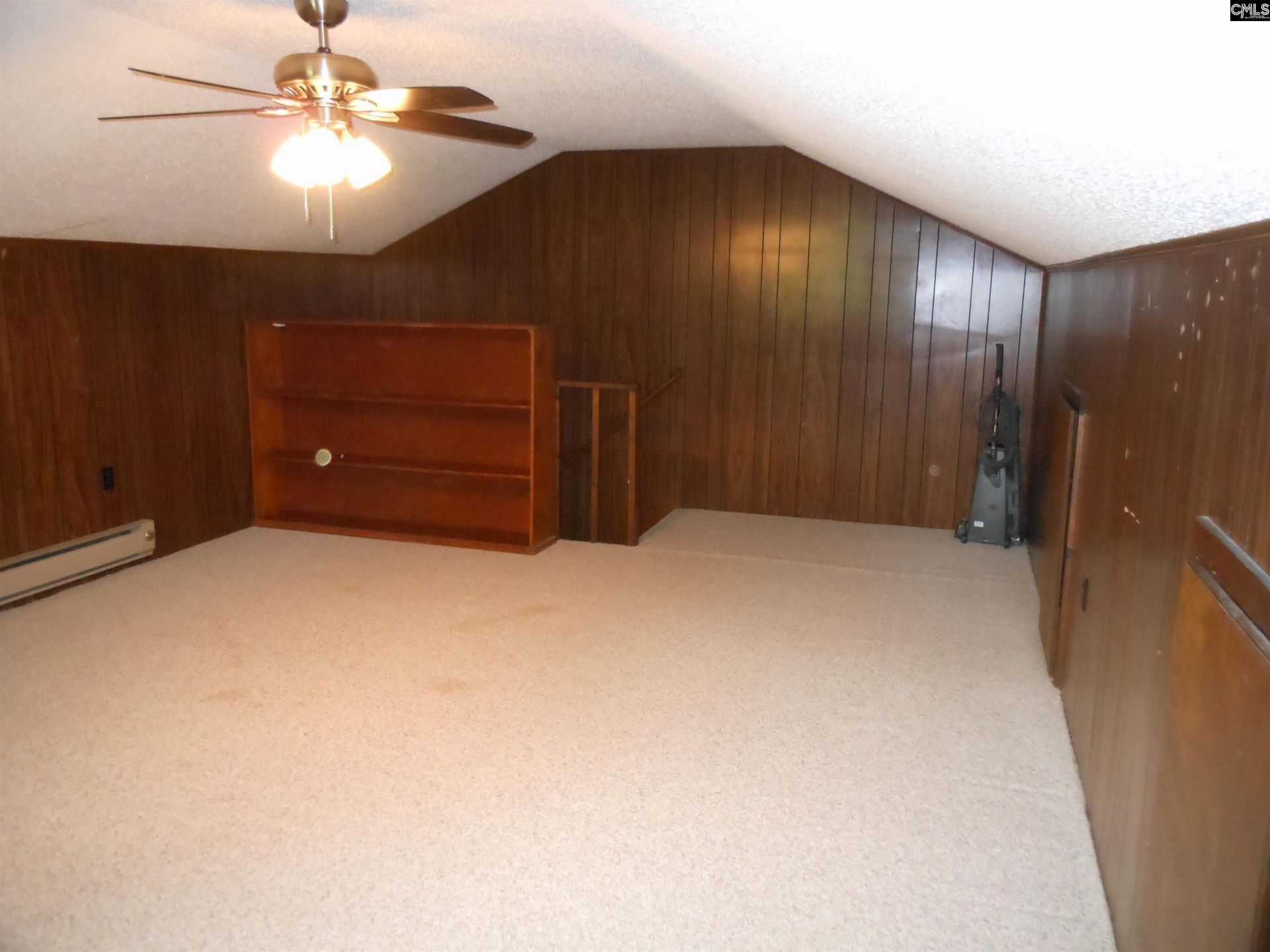 109 Rollingwood Drive Photo 18