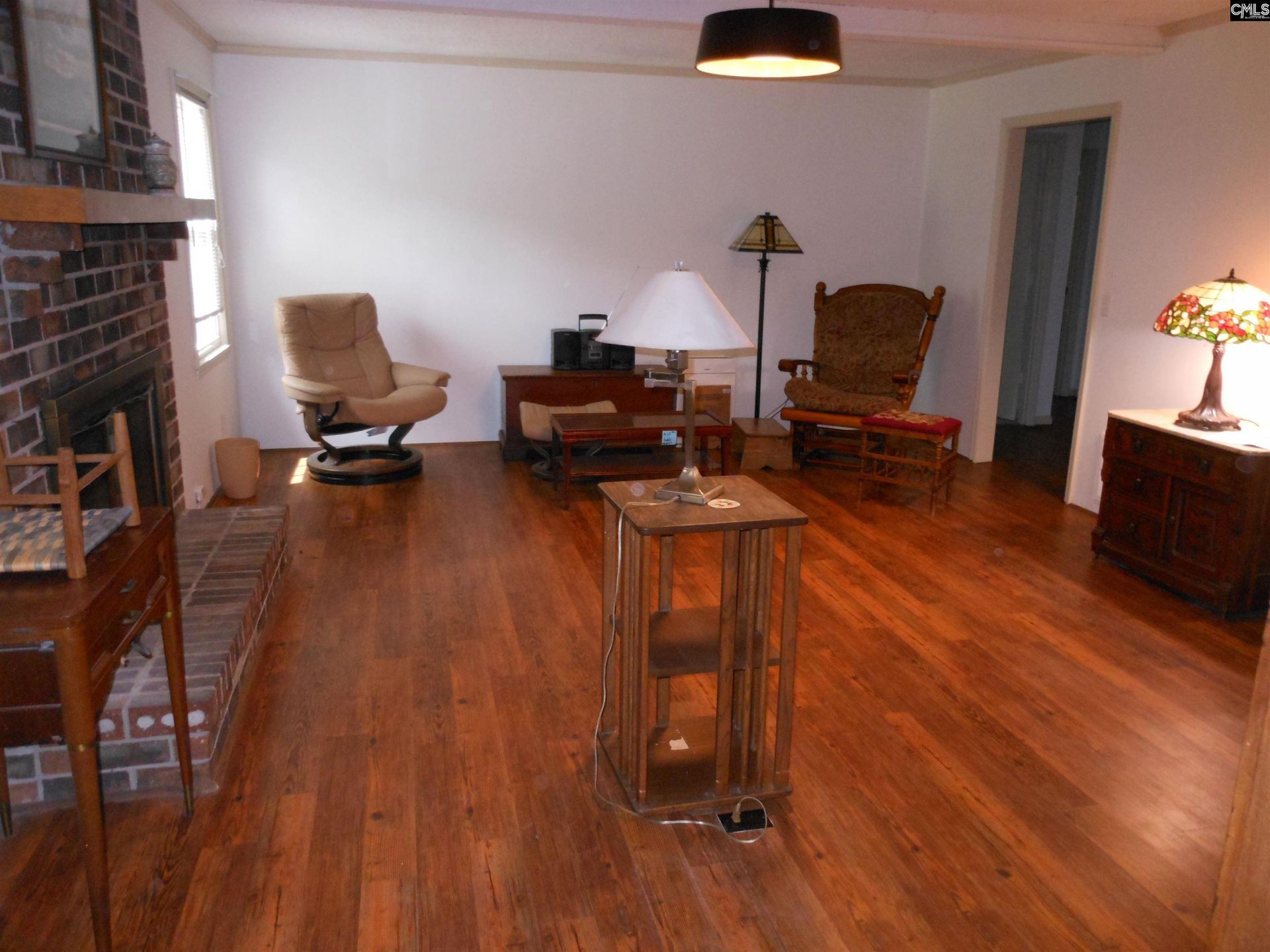 109 Rollingwood Drive Photo 9