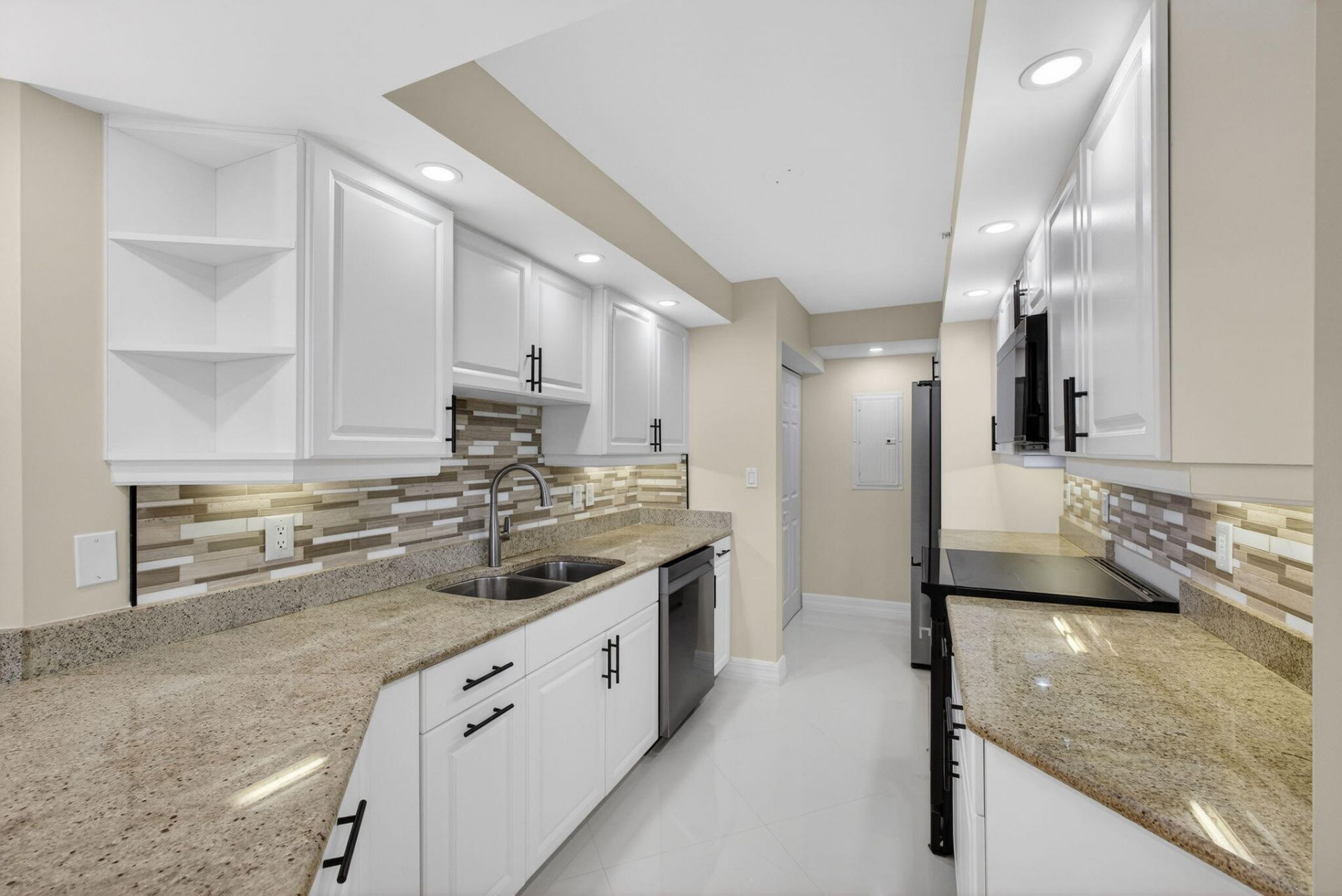 3000 N Ocean Drive, Unit 2 F, Singer Island, FL 33404 Photo