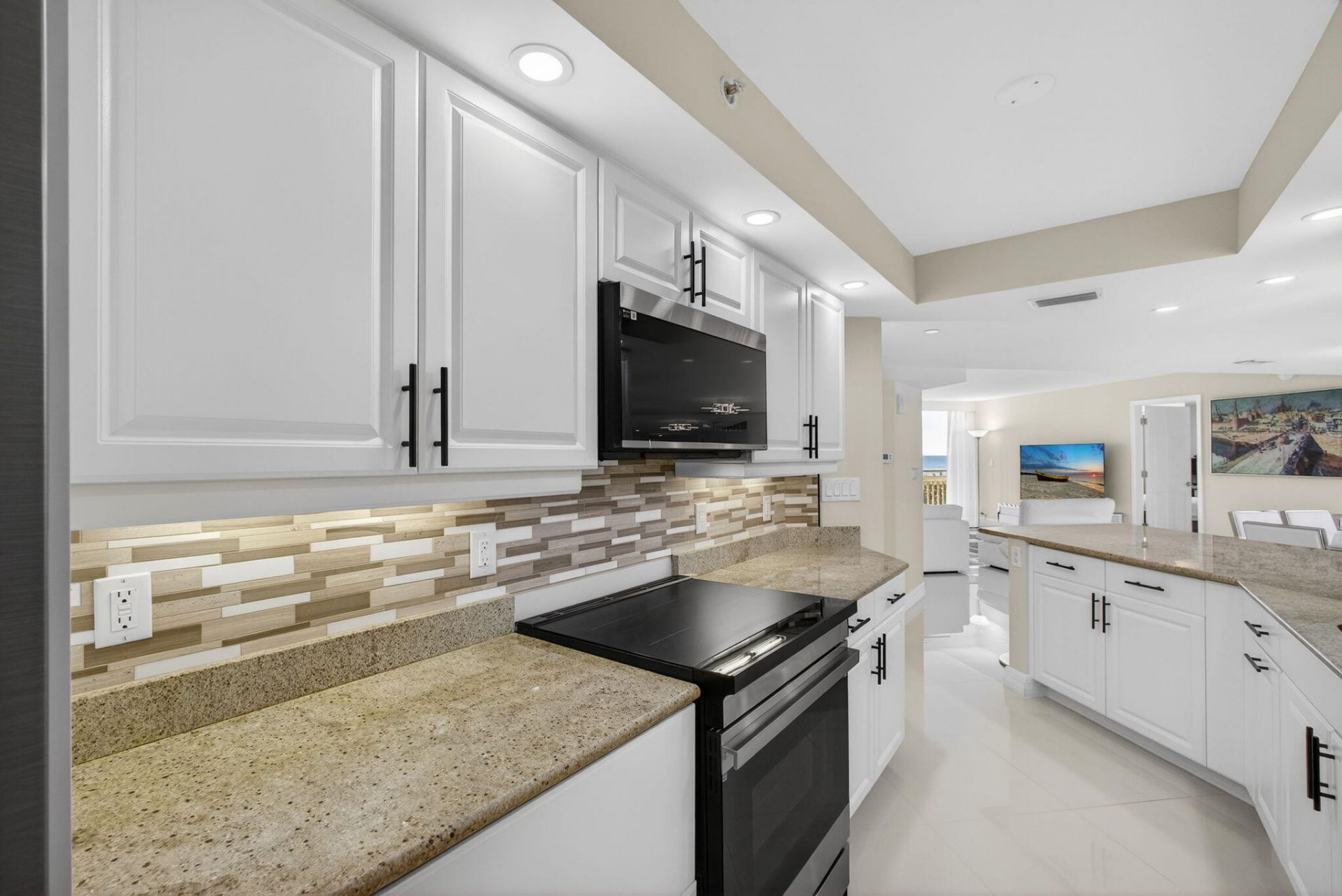 3000 N Ocean Drive, Unit 2 F, Singer Island, FL 33404 Photo