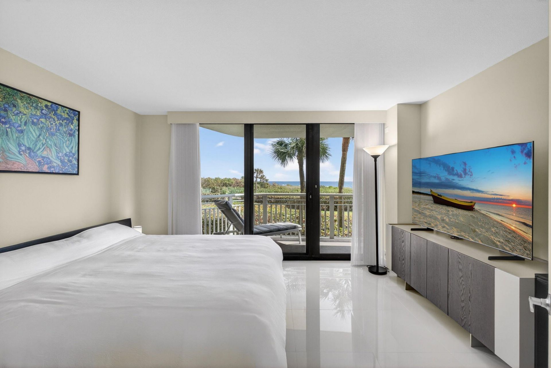 3000 N Ocean Drive, Unit 2 F, Singer Island, FL 33404 Photo