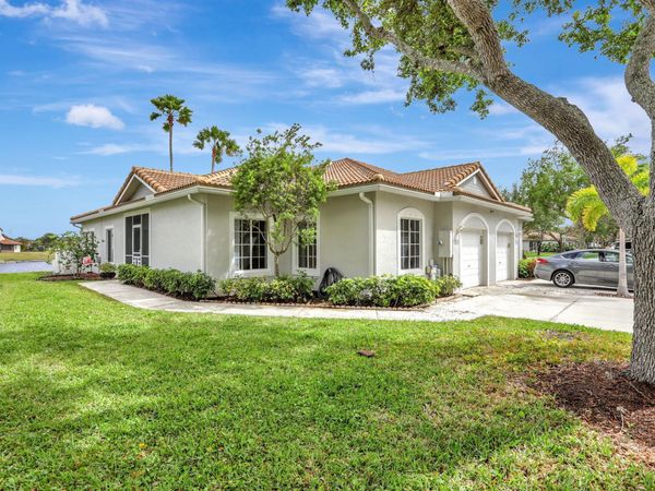 1040 SW 42nd Avenue, Deerfield Beach, FL 33442