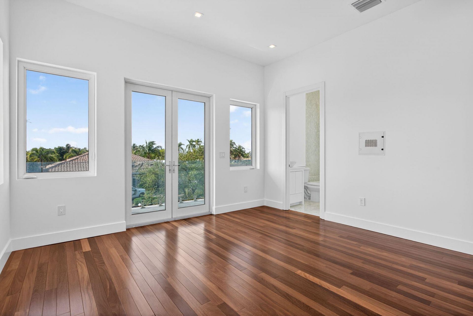 2641 NE 48th Street, Lighthouse Point, FL 33064 Photo