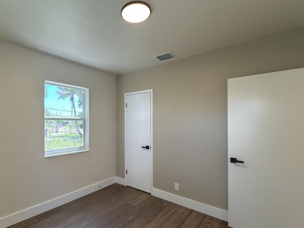 1525 NW 14th Court, Fort Lauderdale, FL 33311 Photo