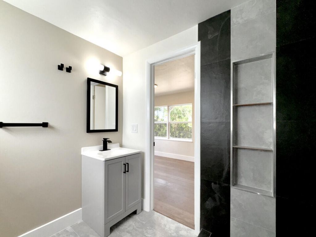 1525 NW 14th Court, Fort Lauderdale, FL 33311 Photo