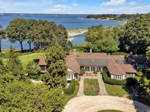 120 W Creek Farms Road, Sands Point, NY 11050
