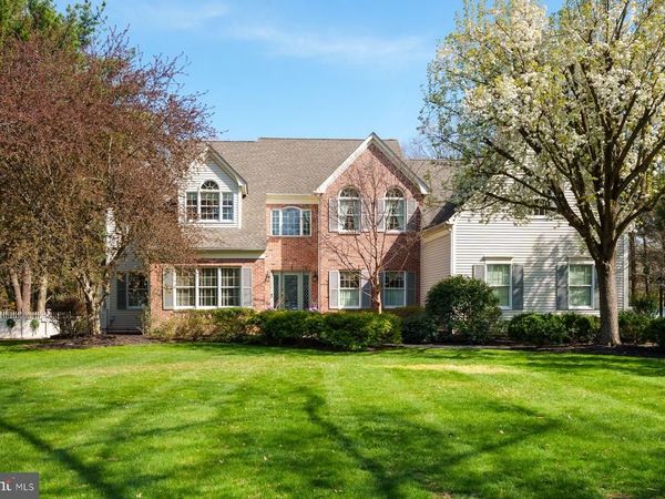 39 RED OAK WAY, BELLE MEAD, NJ 08502