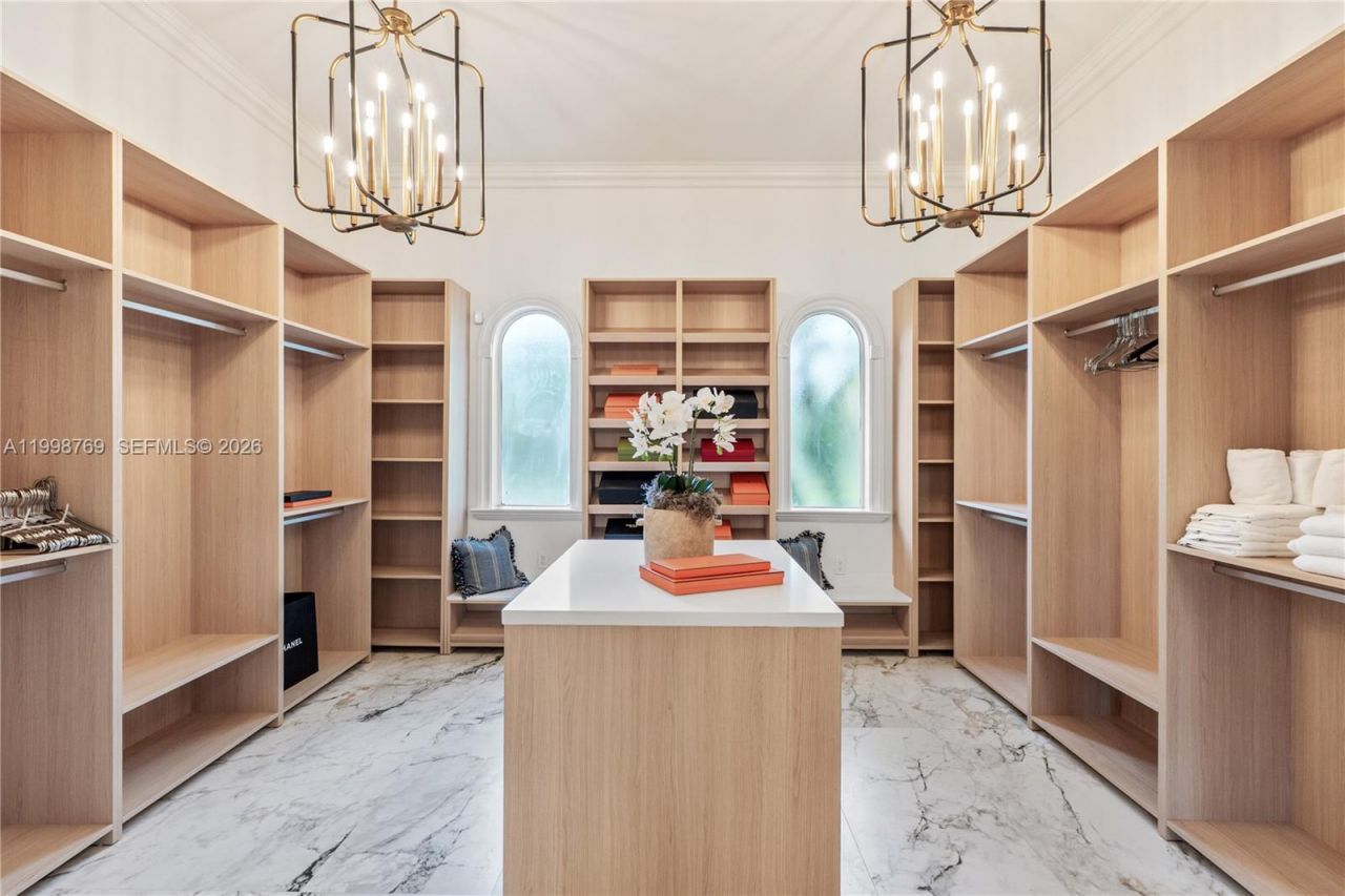 6350 SW 107th St, Pinecrest, FL 33156 Photo