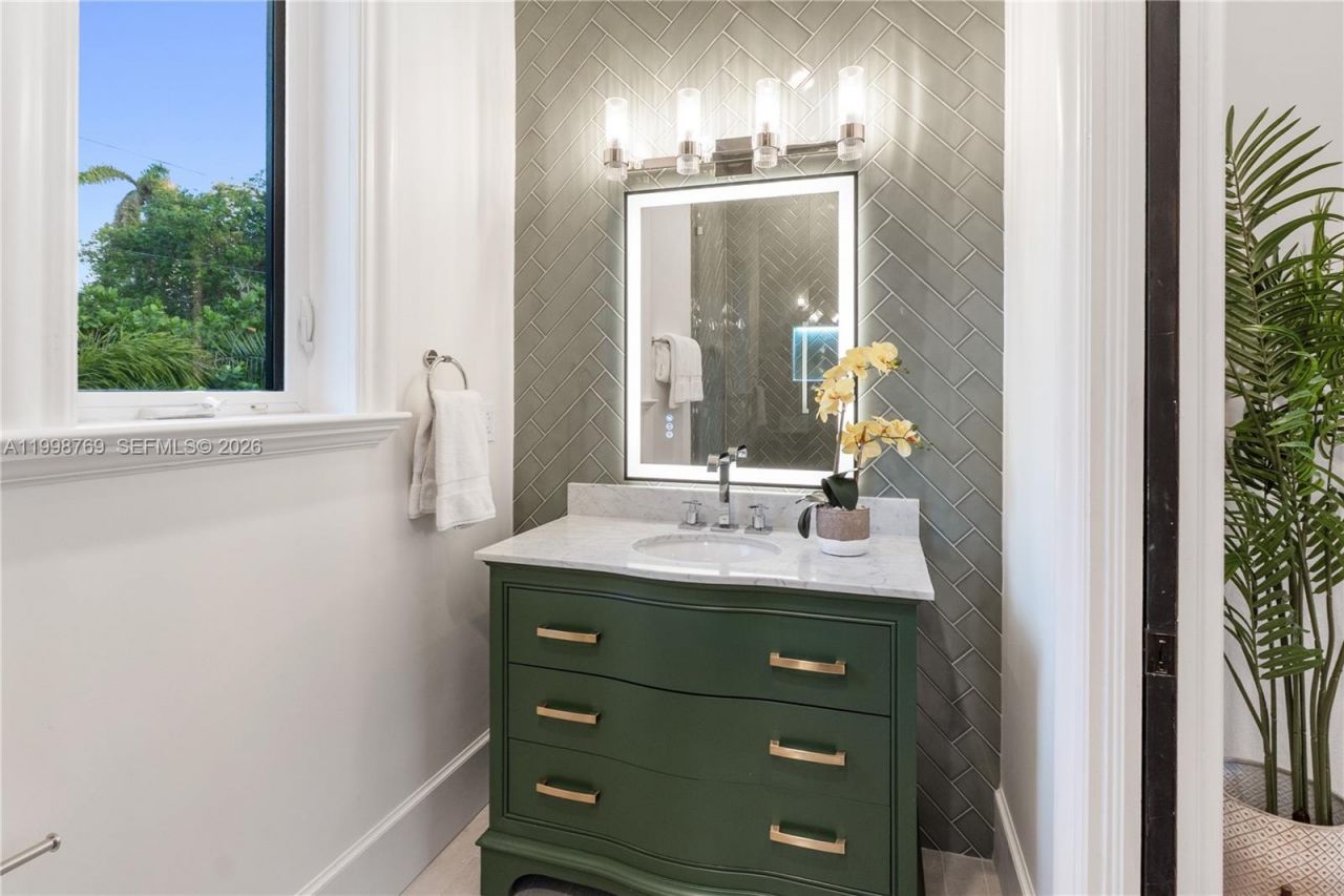 6350 SW 107th St, Pinecrest, FL 33156 Photo