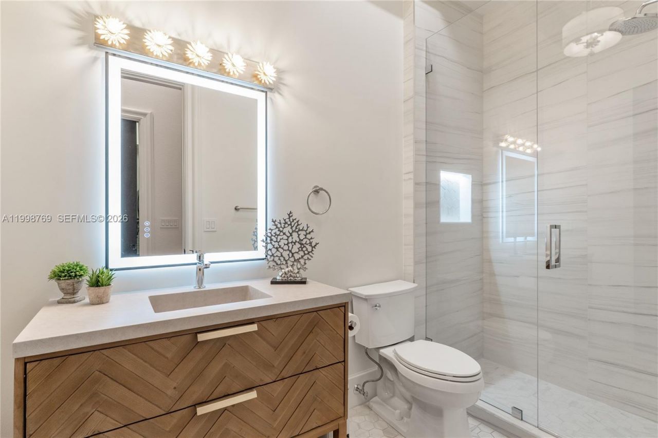 6350 SW 107th St, Pinecrest, FL 33156 Photo