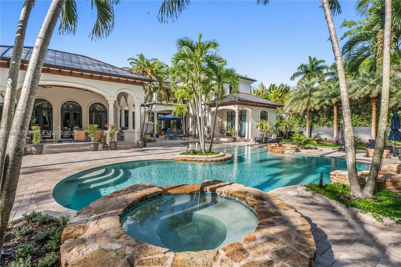 6350 SW 107th St, Pinecrest, FL 33156 Photo