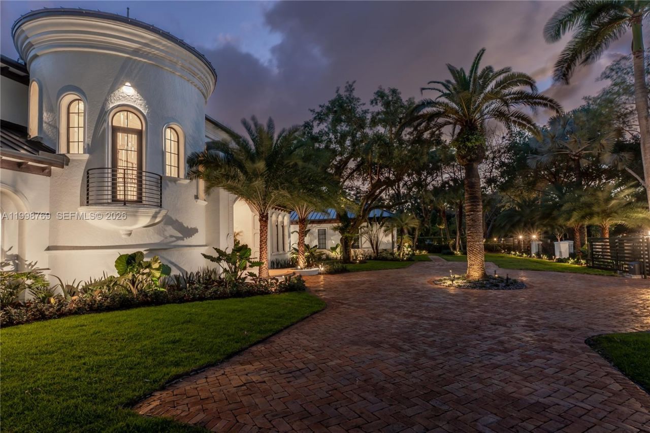 6350 SW 107th St, Pinecrest, FL 33156 Photo