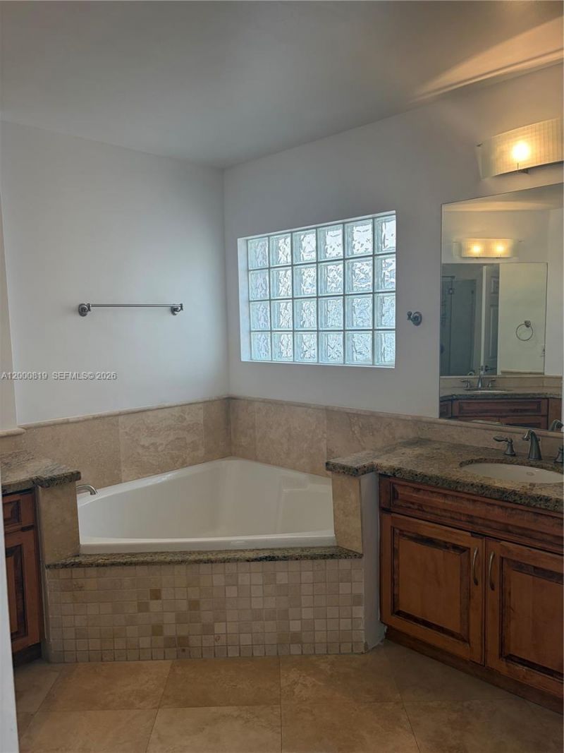 11303 NW 58th Ter, Unit ., Doral, FL 33178 Photo