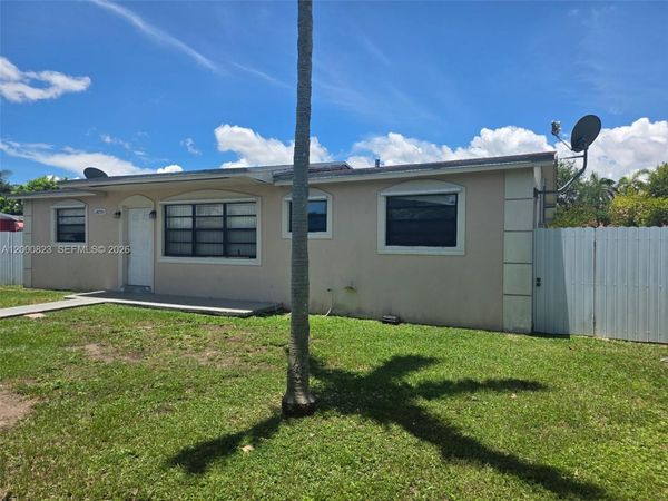 28704 SW 147th Pl, Homestead, FL 33033