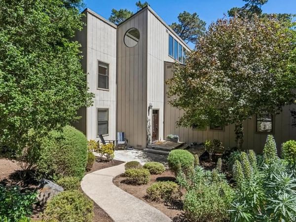 6 Wyndemere Vale, Monterey, CA 93940