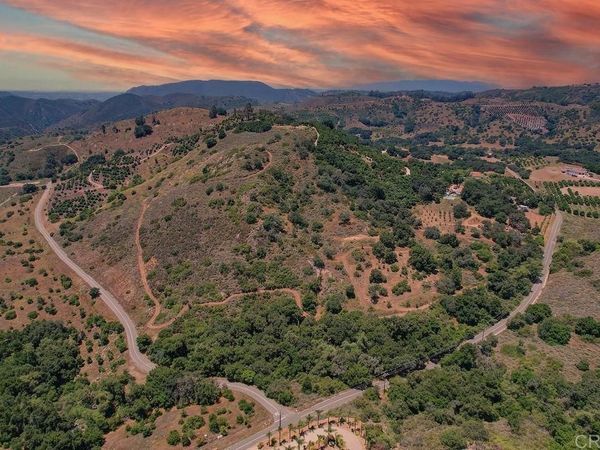 Camino Estribo 940220003, Temecula, CA 92590