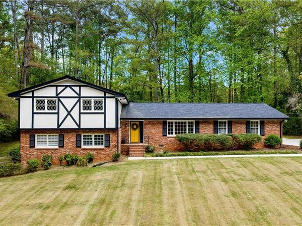 4924 Mountclaire Road, Stone Mountain, GA 30087