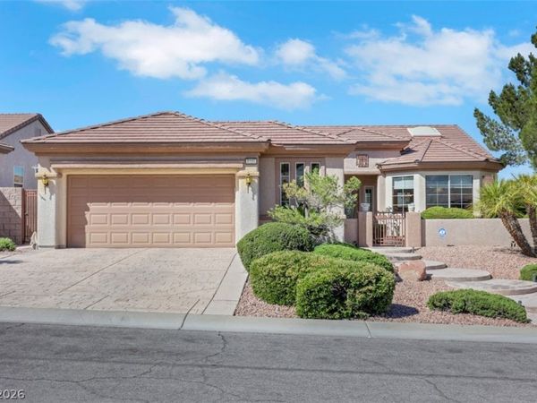2025 Wildwood Lake Street , Henderson, NV 89052