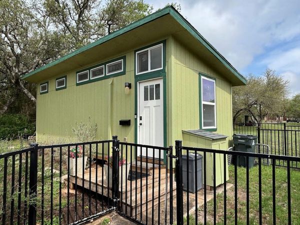 1002 Spanish Oak TRL, Unit B, Manchaca, TX 78652