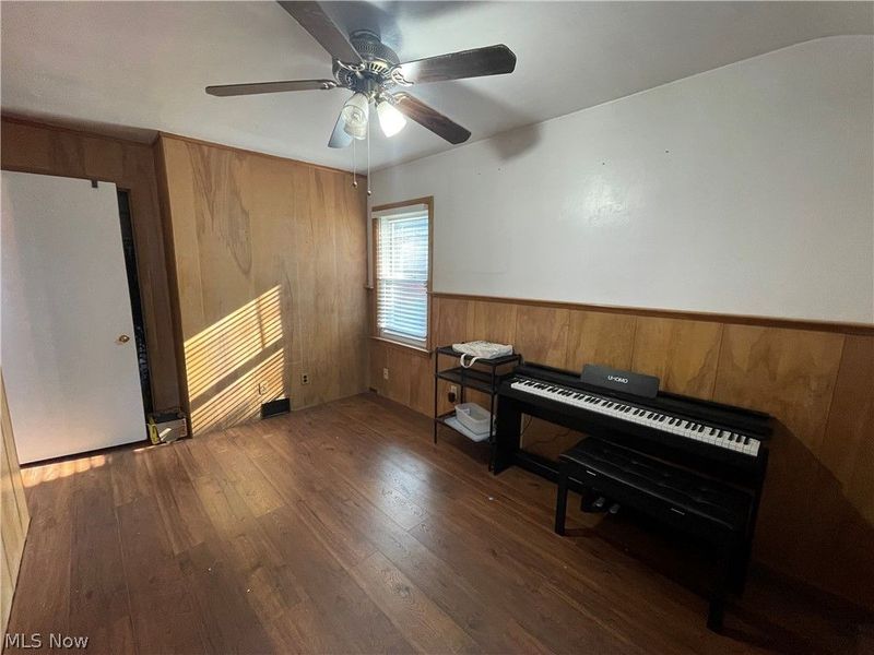 1534 S Belvoir Boulevard, South Euclid, OH 44121 Photo 25