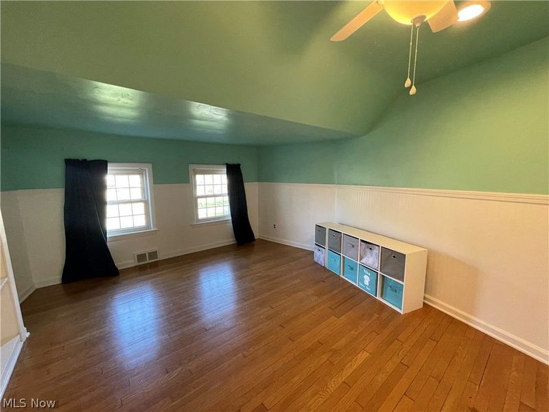 1534 S Belvoir Boulevard, South Euclid, OH 44121 Photo 32