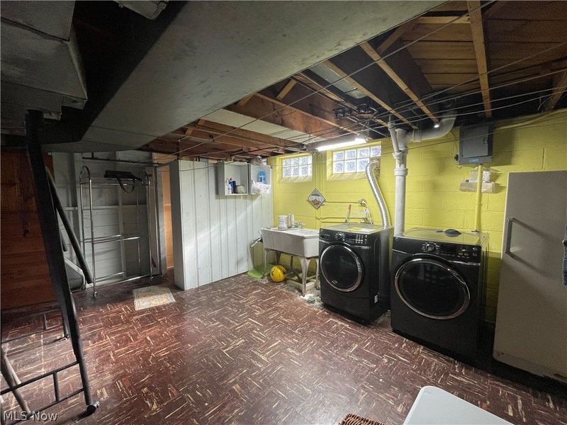 1534 S Belvoir Boulevard, South Euclid, OH 44121 Photo 42