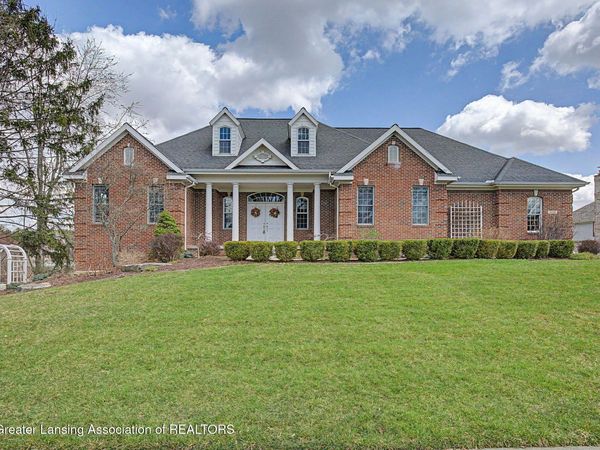 6330 Island Lake Drive, East Lansing, MI 48823