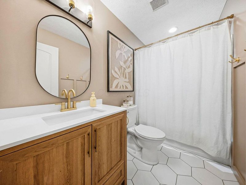 1343 Laforge Street, Columbus, OH 43228 Photo 15