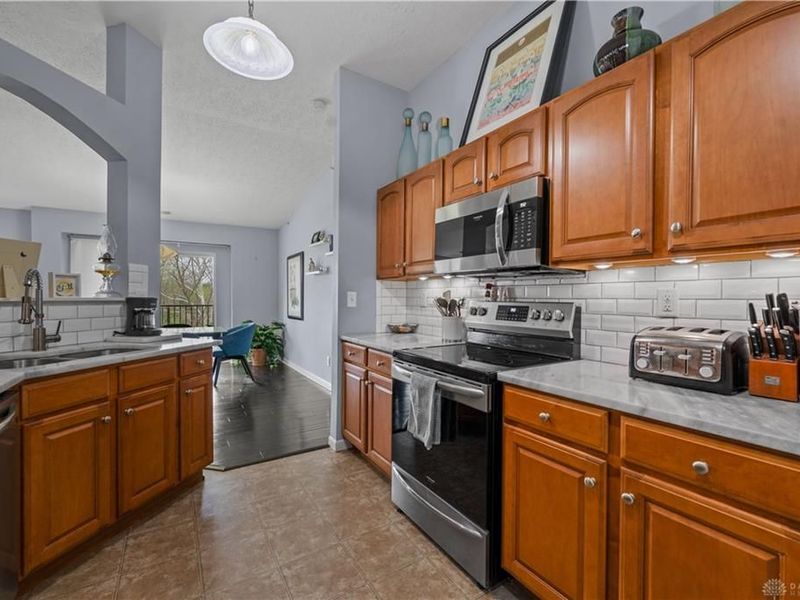 1508 Shadowood Trail, Hamilton Township, OH 45039 Photo 12