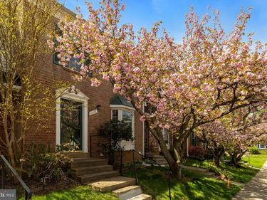 10355 GRANITE CREEK LANE , OAKTON, VA 22124