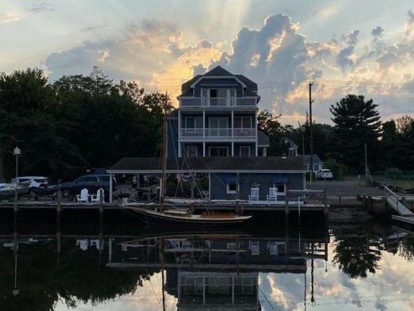 230 S GREEN STREET, TUCKERTON, NJ 08087