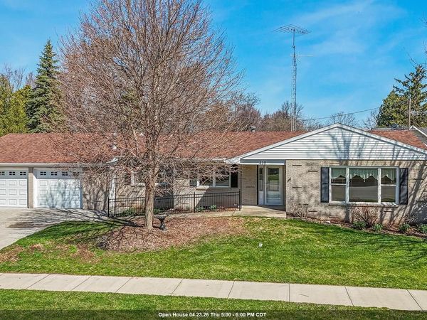 410 W MAIN STREET, Winneconne, WI 54986