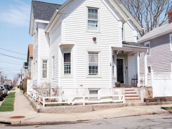 107 Sycamore St, New Bedford, MA 02740