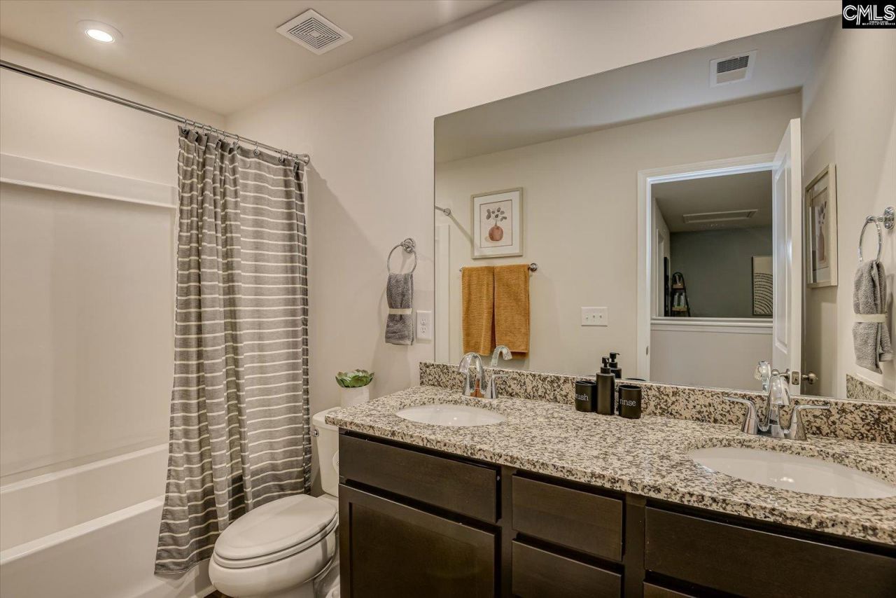 515 Chrome Horse Lane Photo 32