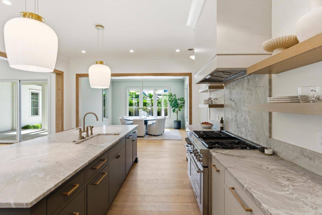 1463 Allen Street Photo 27