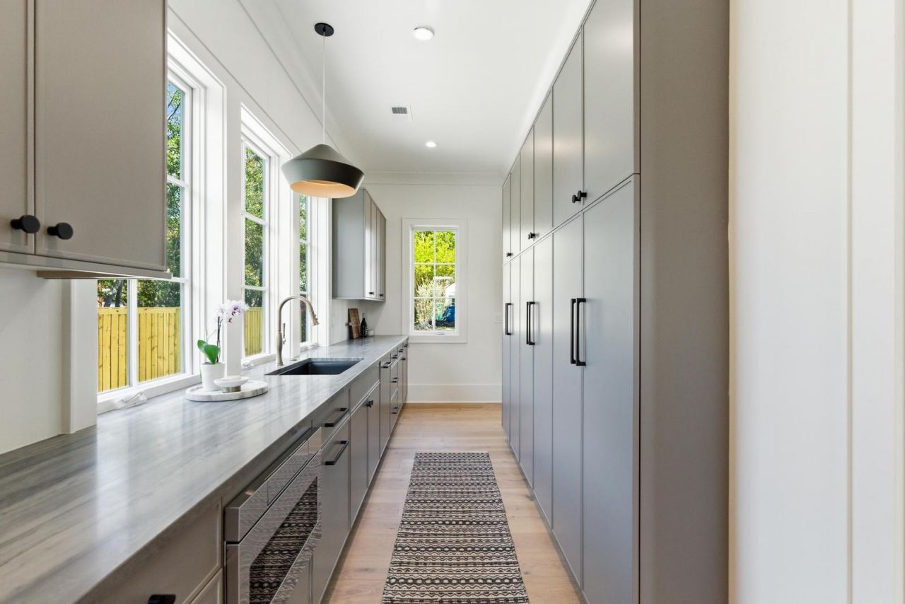 1463 Allen Street Photo 31