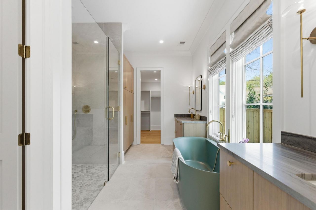 1463 Allen Street Photo 43