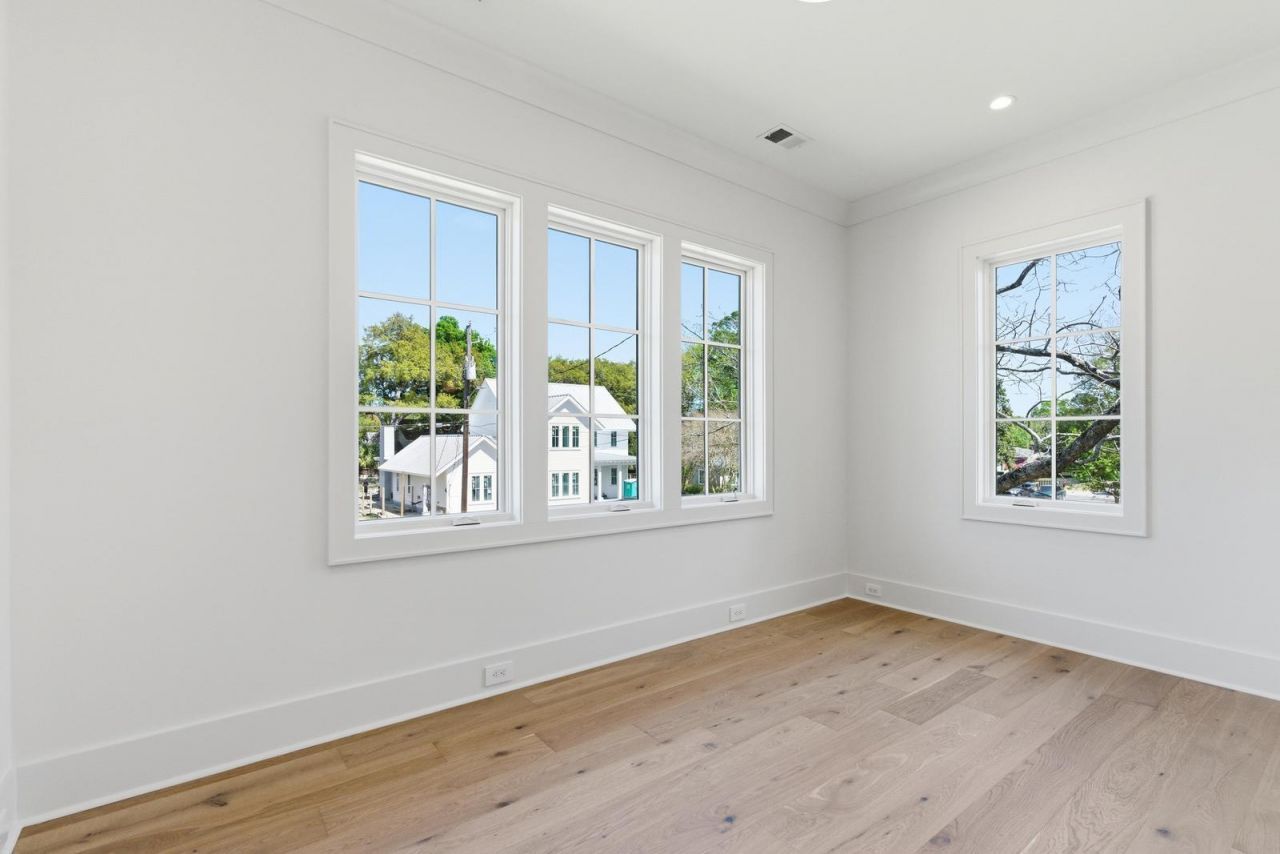 1463 Allen Street Photo 50