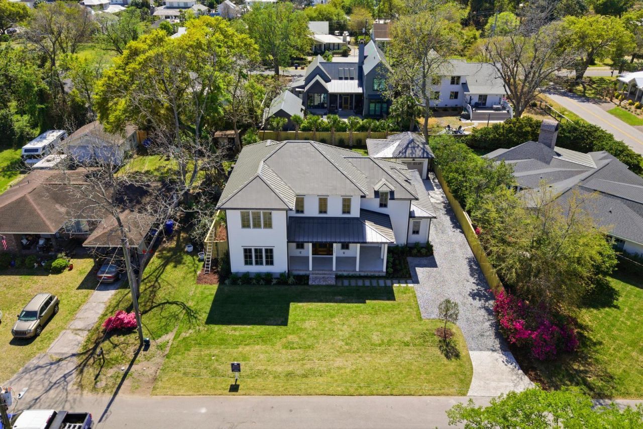 1463 Allen Street Photo 72