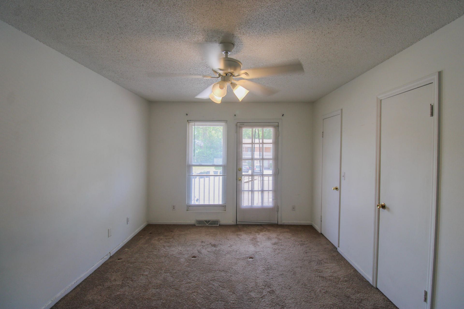 926 Blackrail Court Photo 10