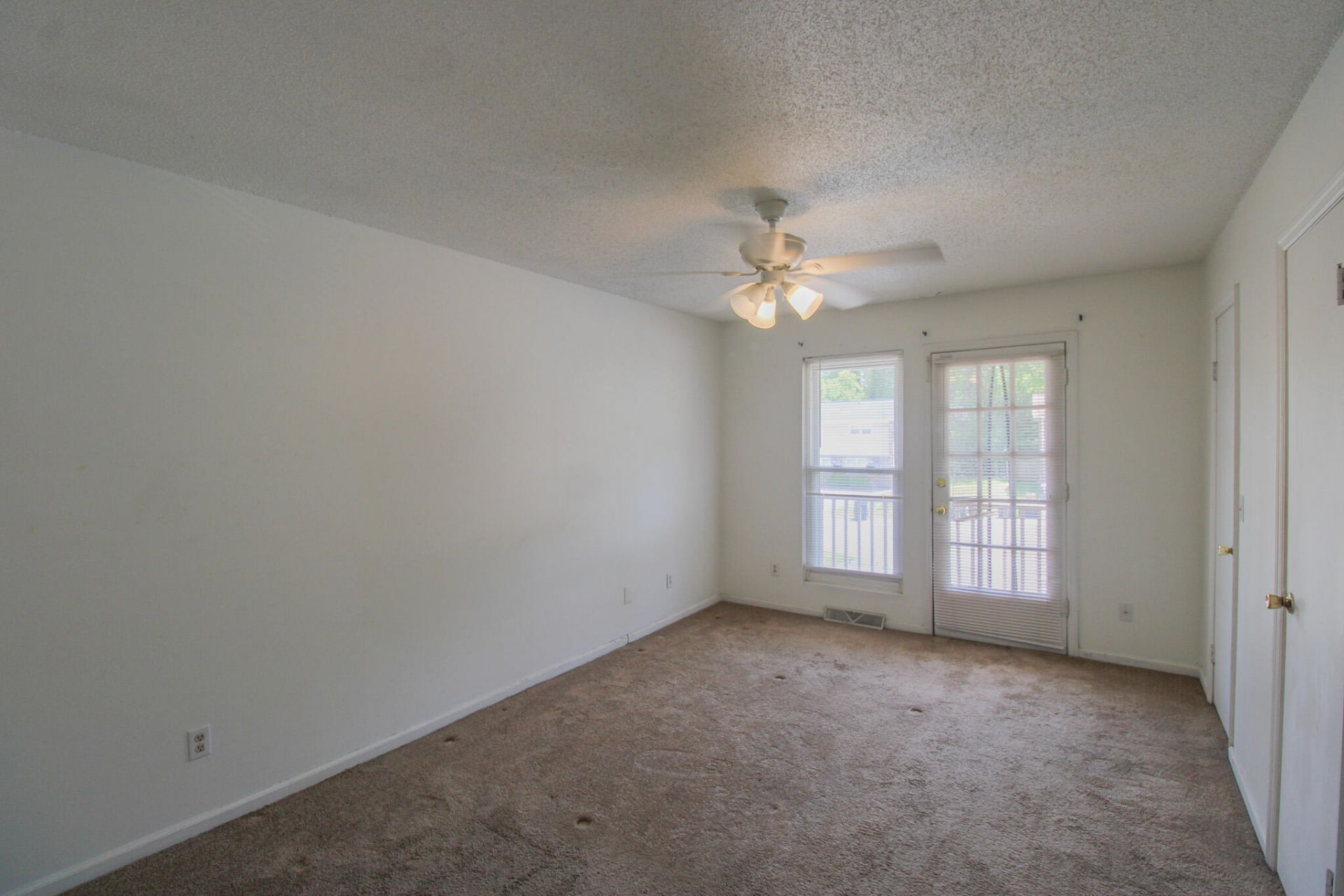 926 Blackrail Court Photo 9