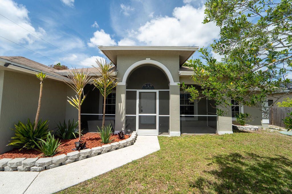517 SW Paar Drive, Port Saint Lucie, FL 34953 Photo